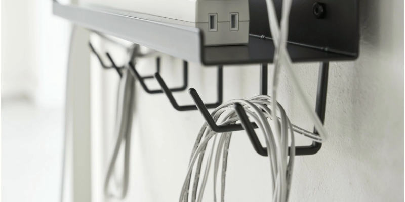 Подвесной органайзер.png Подвесной органайзер для проводов.png