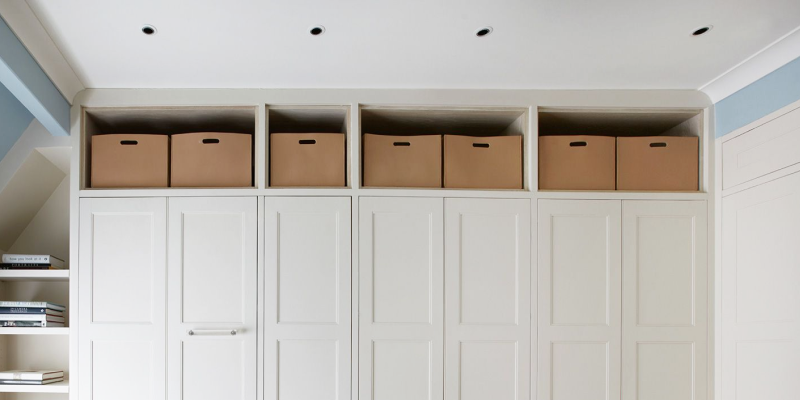 Место под потолком.png Задействуйте место под потолком.png